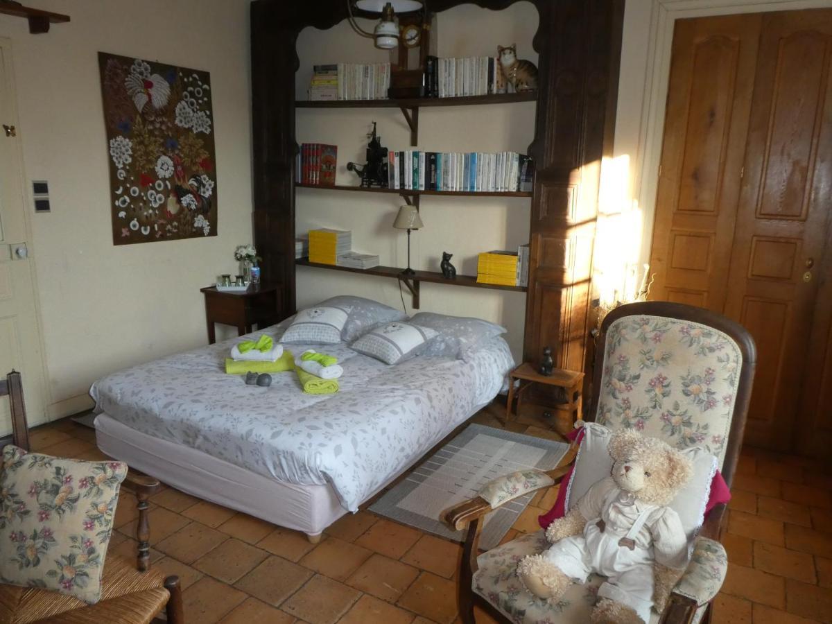 Le Chat Courant Villandry Bagian luar foto